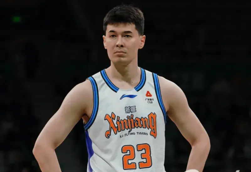 开云中国-阿不都全场8投5中、三分3中1得到13分3篮板1助攻1抢断