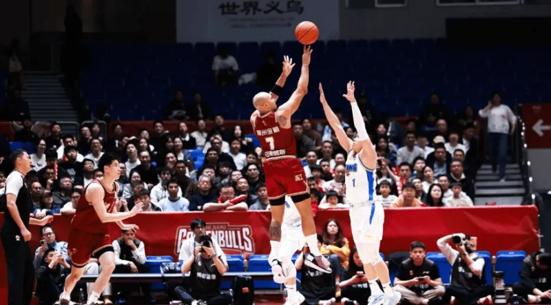 开云中国-浙江男篮发文：多次打出快攻反击，末节攻防两端均占据上风